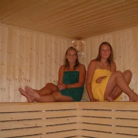 Ferienhaus Mandl Bei Zell Am See Pool Sauna Garten דירה *